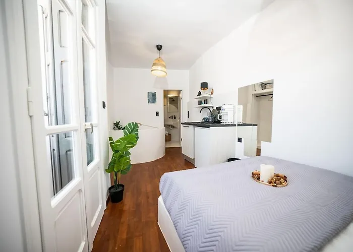 Appartement Kythrooms 1